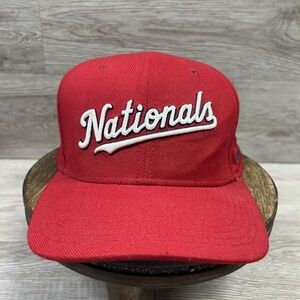 Nike Classic99 Washington Nationals Script Red White Dry Fit MLB Hat OSFM